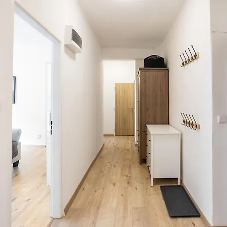 Hermoso Apartamento Cerca Del Castillo De * Prague
